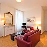 Apartament 7 Florian *